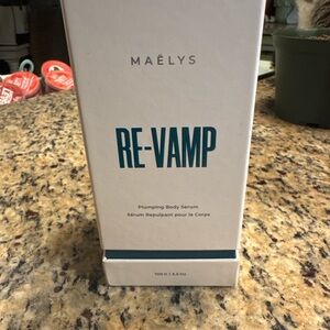 Maëlys Re-Vamp Plumping Body Serum – NEW Sealed Box (Retail $69)
